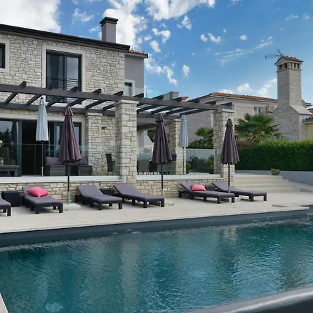 Holiday home Casa Collini *